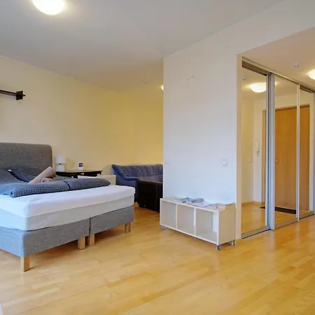 In Quiet Heart Of Everything Apartamento Tallin